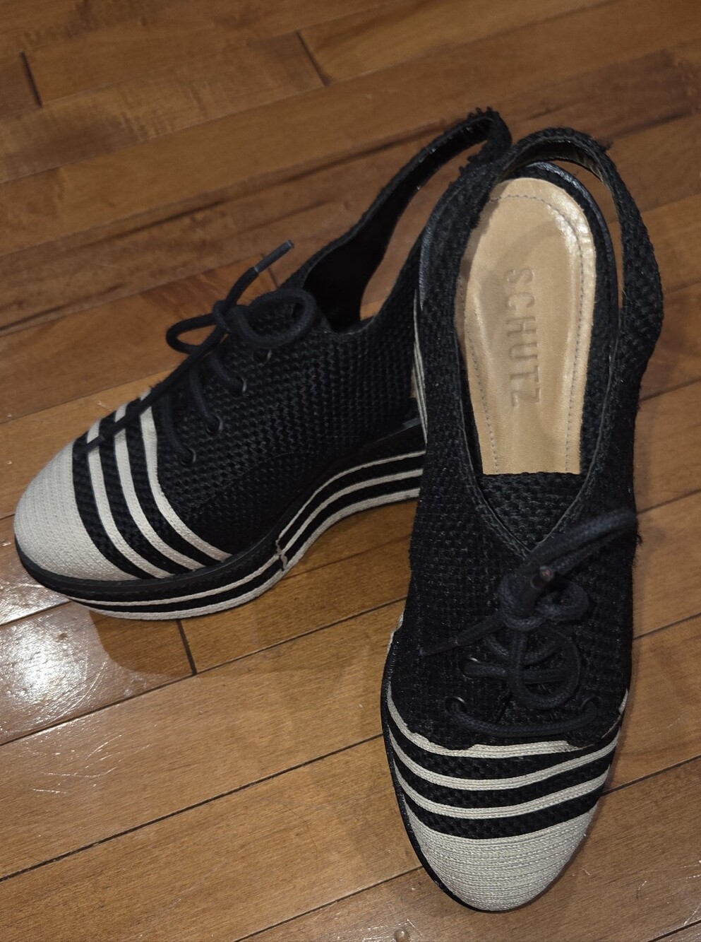 Schutz Lavanna Platform Slingbacks Black & Cream Striped Wedge Sneakers Size 7.5